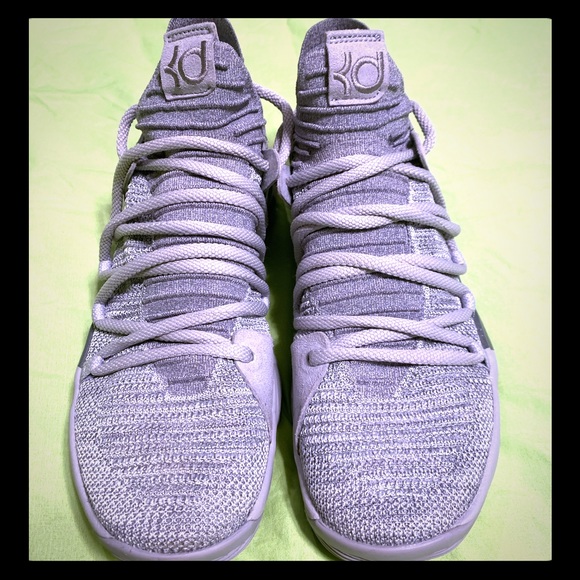 narrow basketball shoes